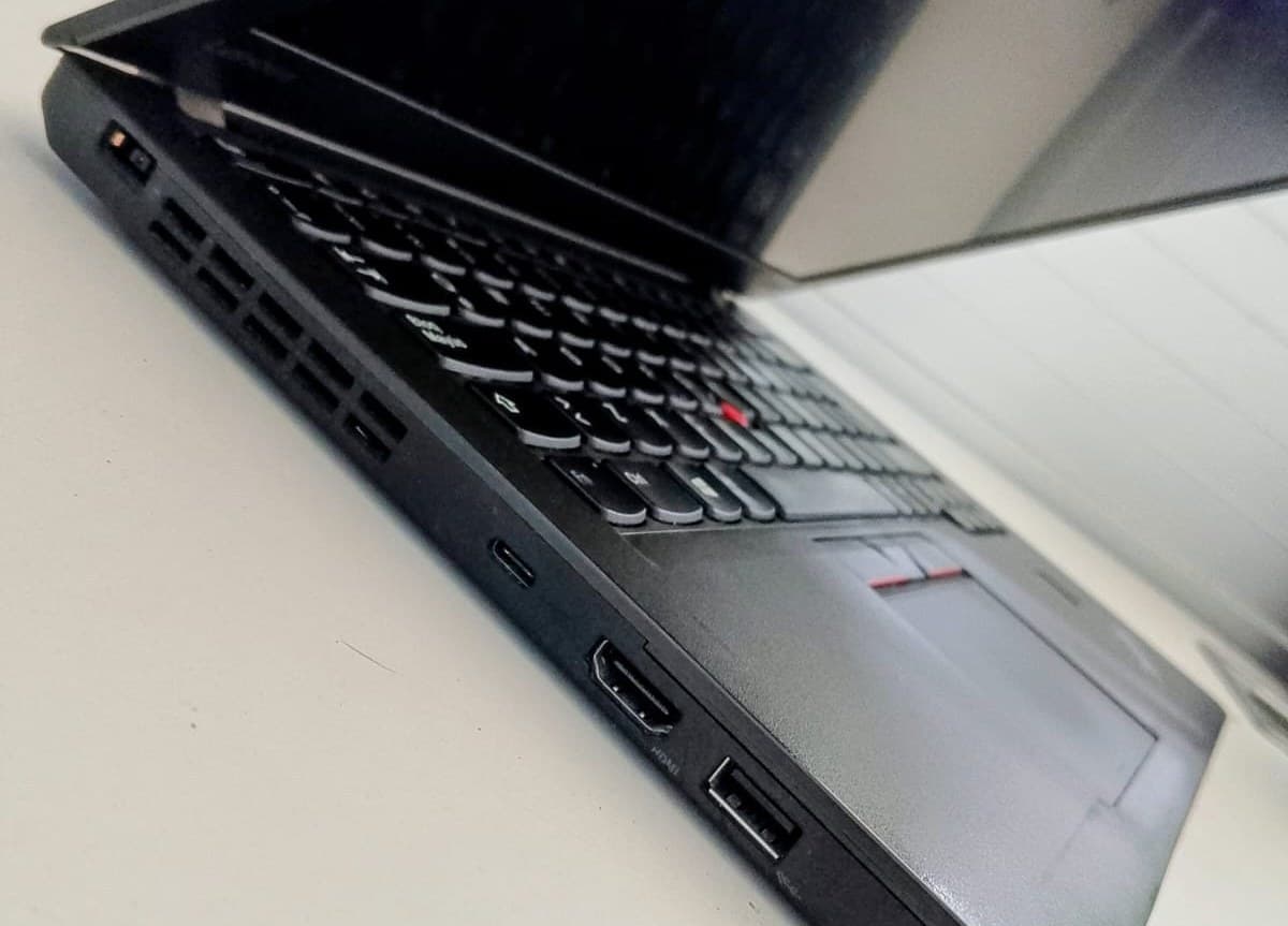 Lenovo ThinkPad L470, foto 3 de 3